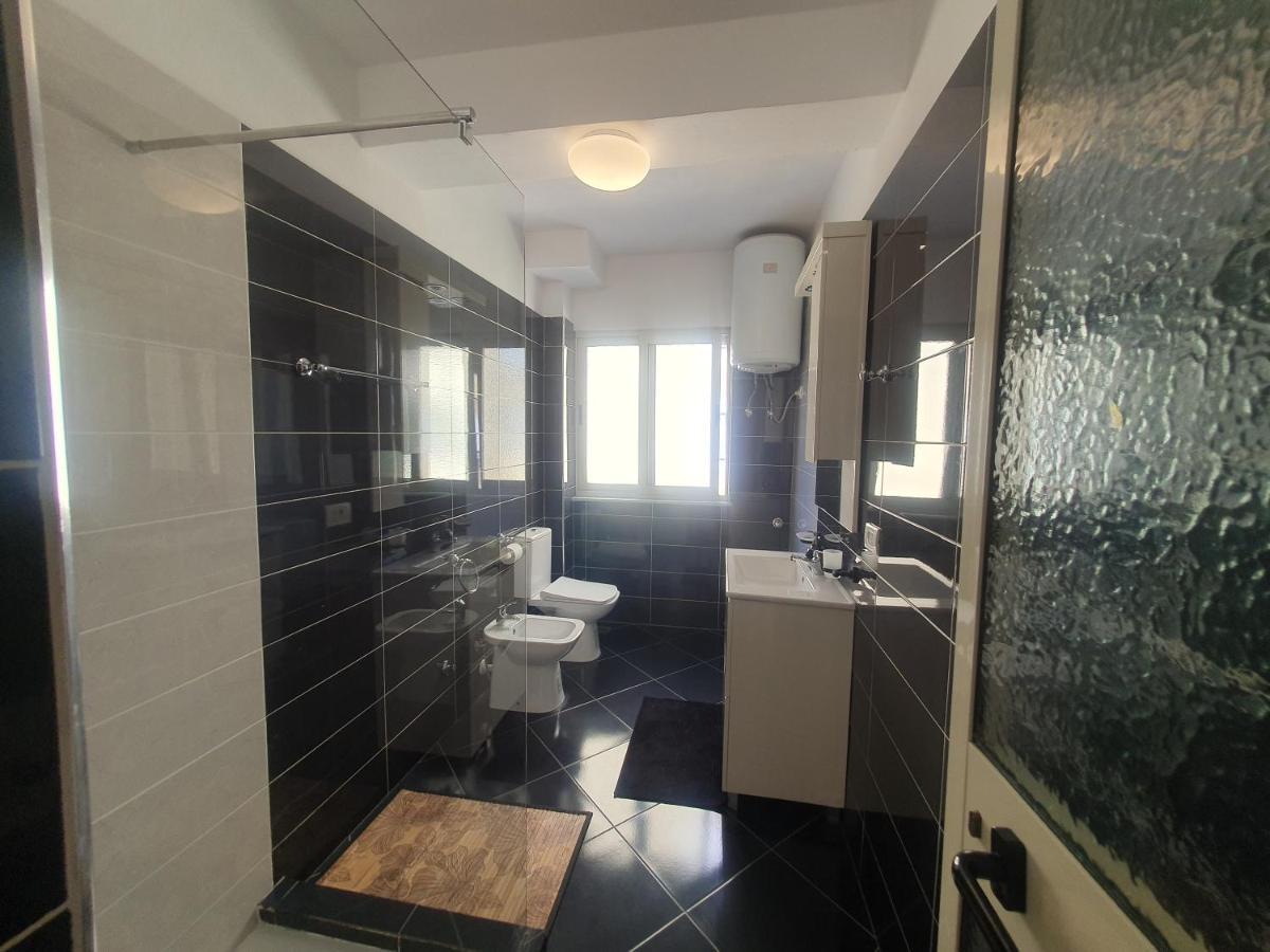 Apartment In The Heart Of Tirana , Bllok 外观 照片