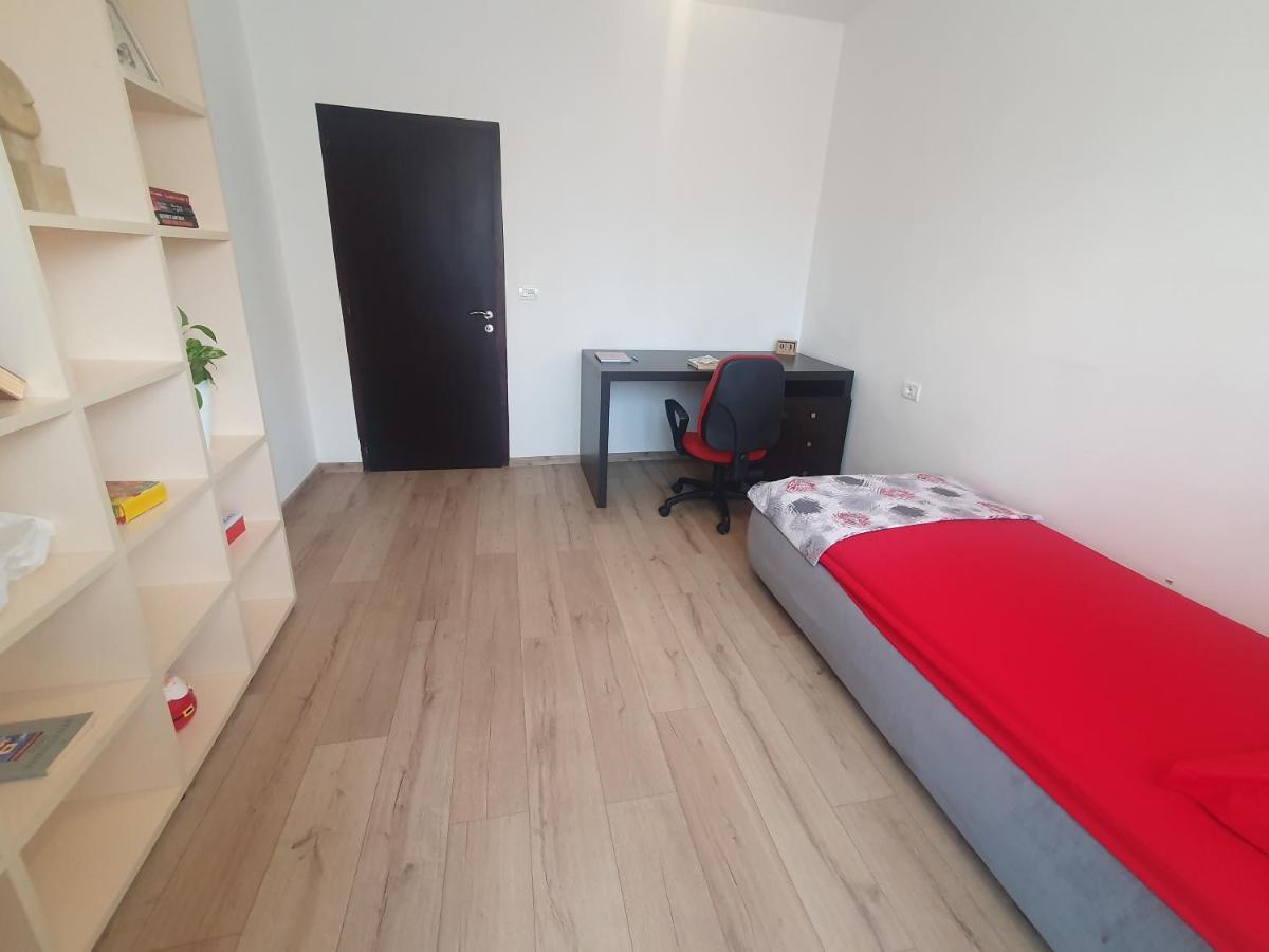 Apartment In The Heart Of Tirana , Bllok 外观 照片